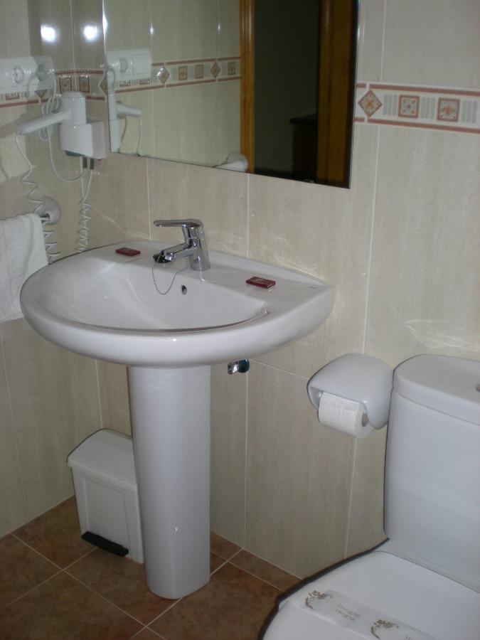Hotel Labella María Pinos Genil Habitación foto